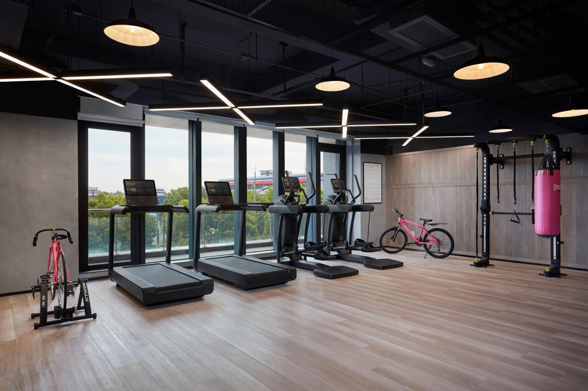 Moxy Shanghai Hongqiao Necc Exterior photo